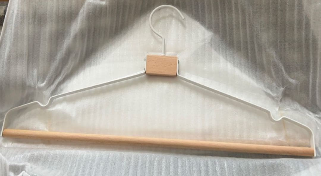 5本組　金属と無垢材を組み合わせたハンガーおしゃれ 収納 型崩れ防止360度回転