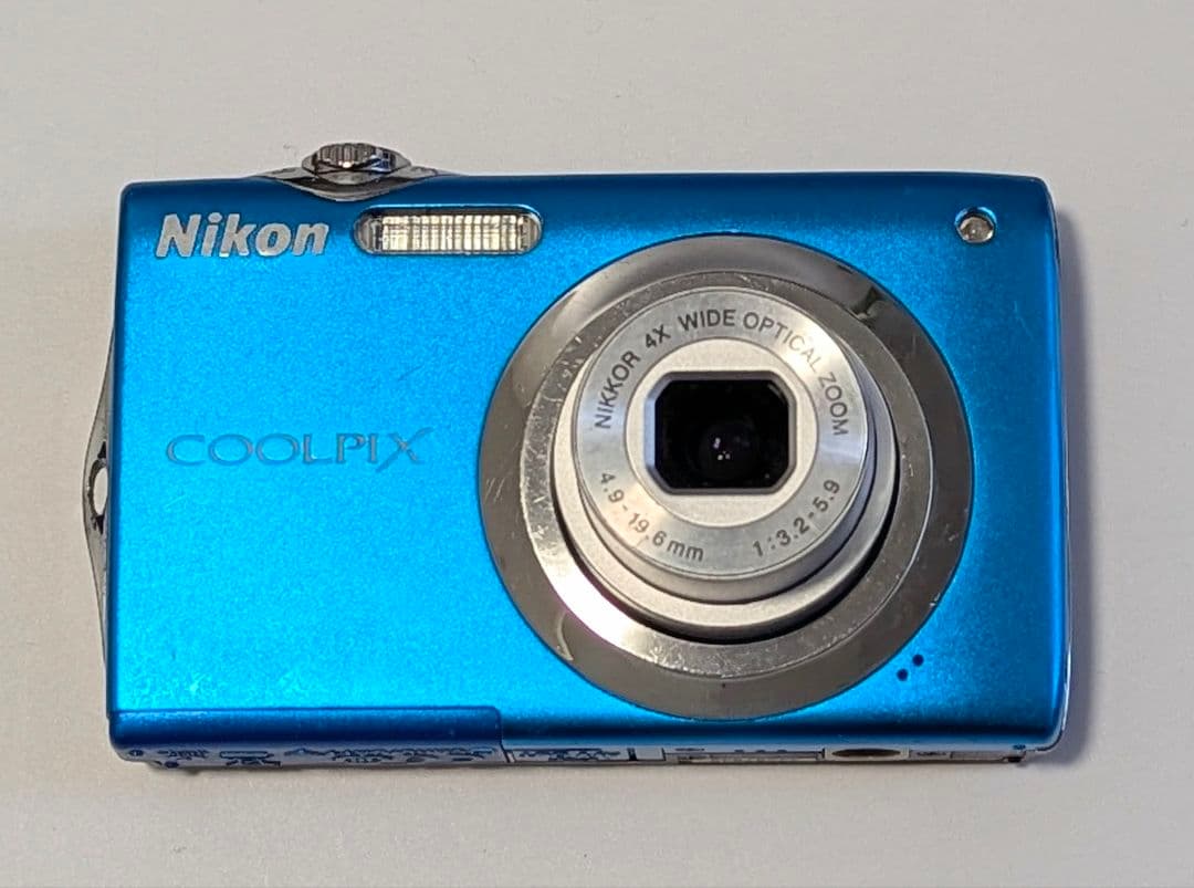 Nikon COOLPIX S3000 デジタルカメラ SDカードリーダー付