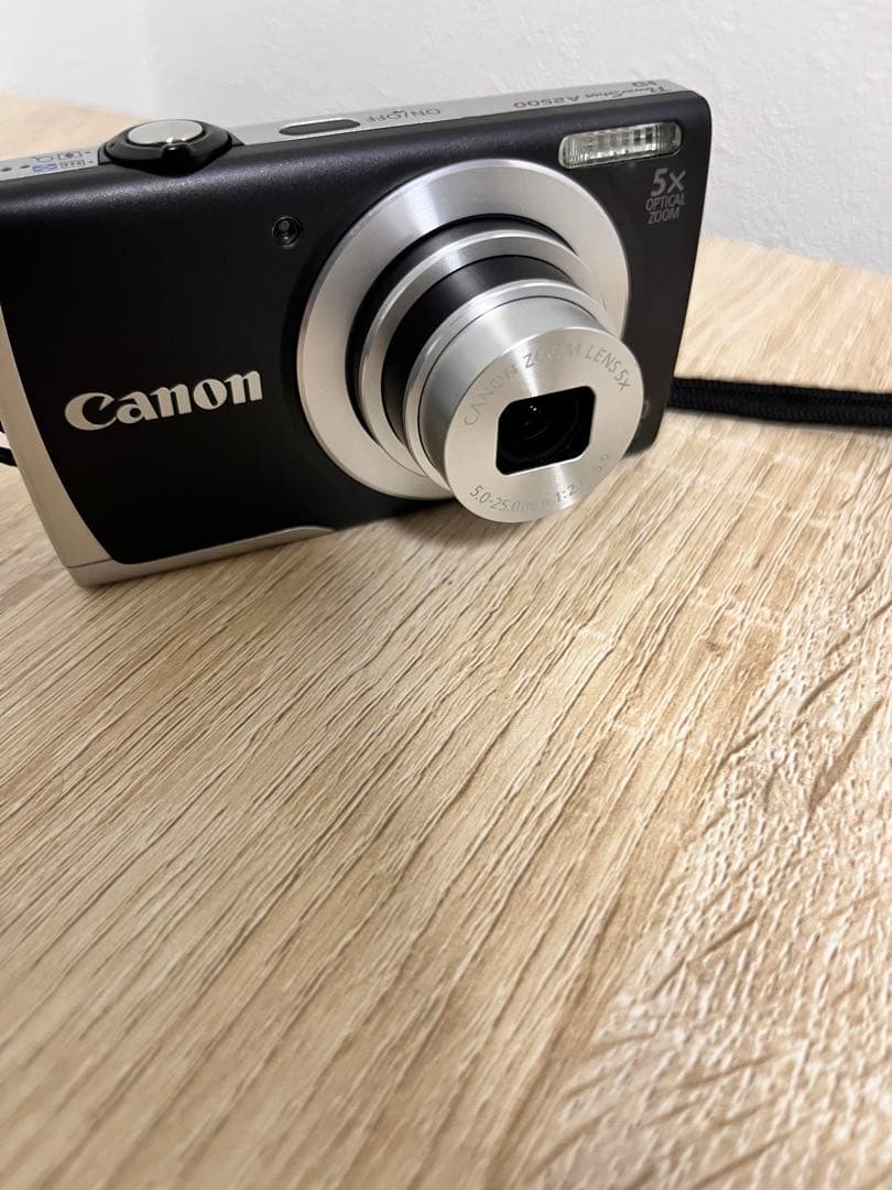 Canon PowerShot A2500 デジカメ　コンパクトデジタルカメラ