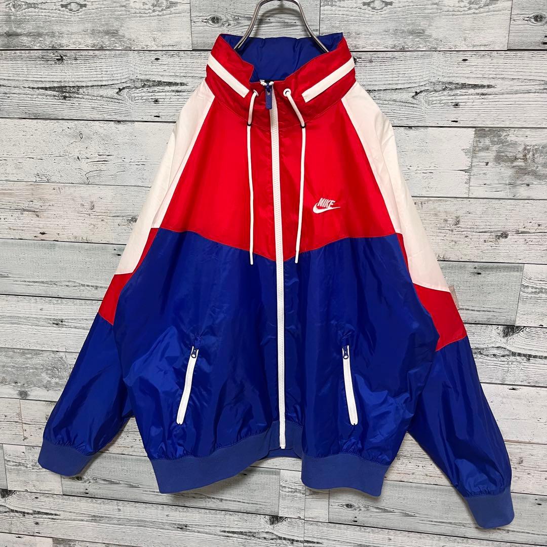 t154【美品】ナイキ 刺繍 ロゴ ナイロンジャケット 伊澤彩織 まひろ 着用