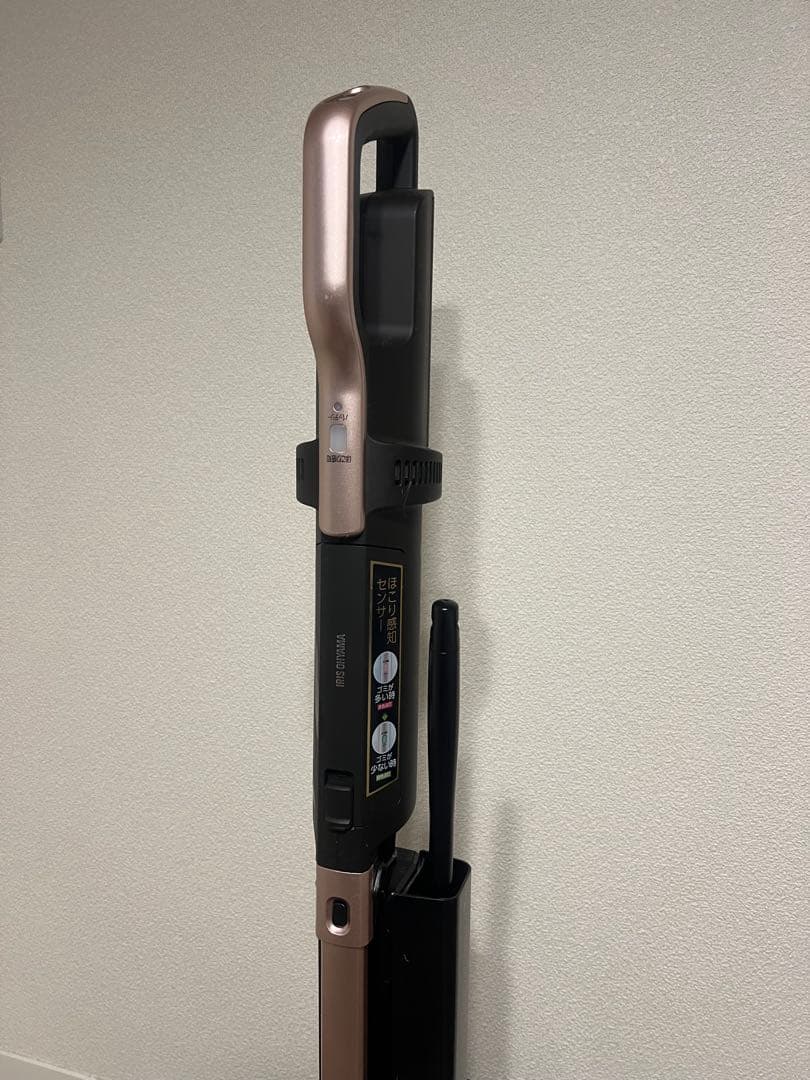 アイリスオーヤマ 極細軽量スティッククリーナー SBD-F2P 2021年製