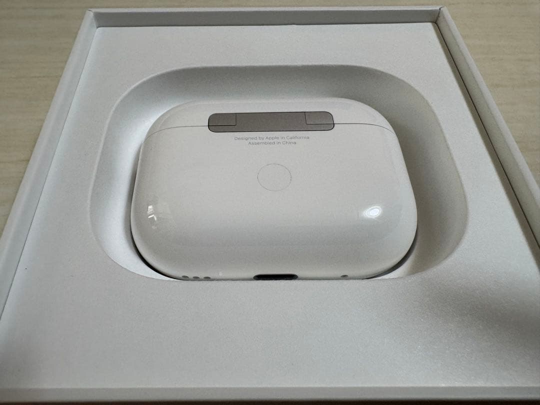 【美品】AirPods Pro 2(Lightning端子)