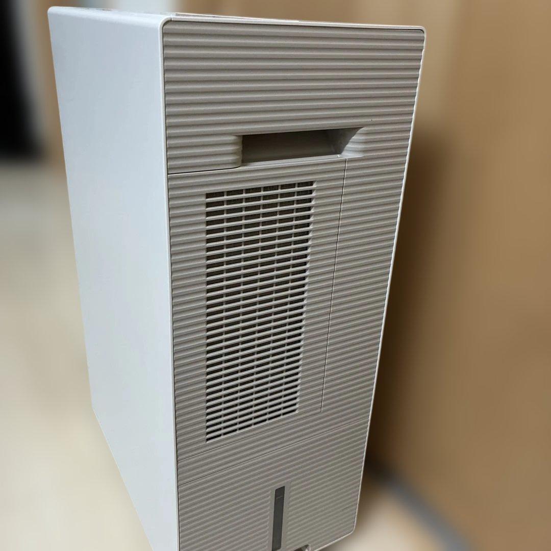 Panasonic 衣類乾燥除湿機 F-YEX120B