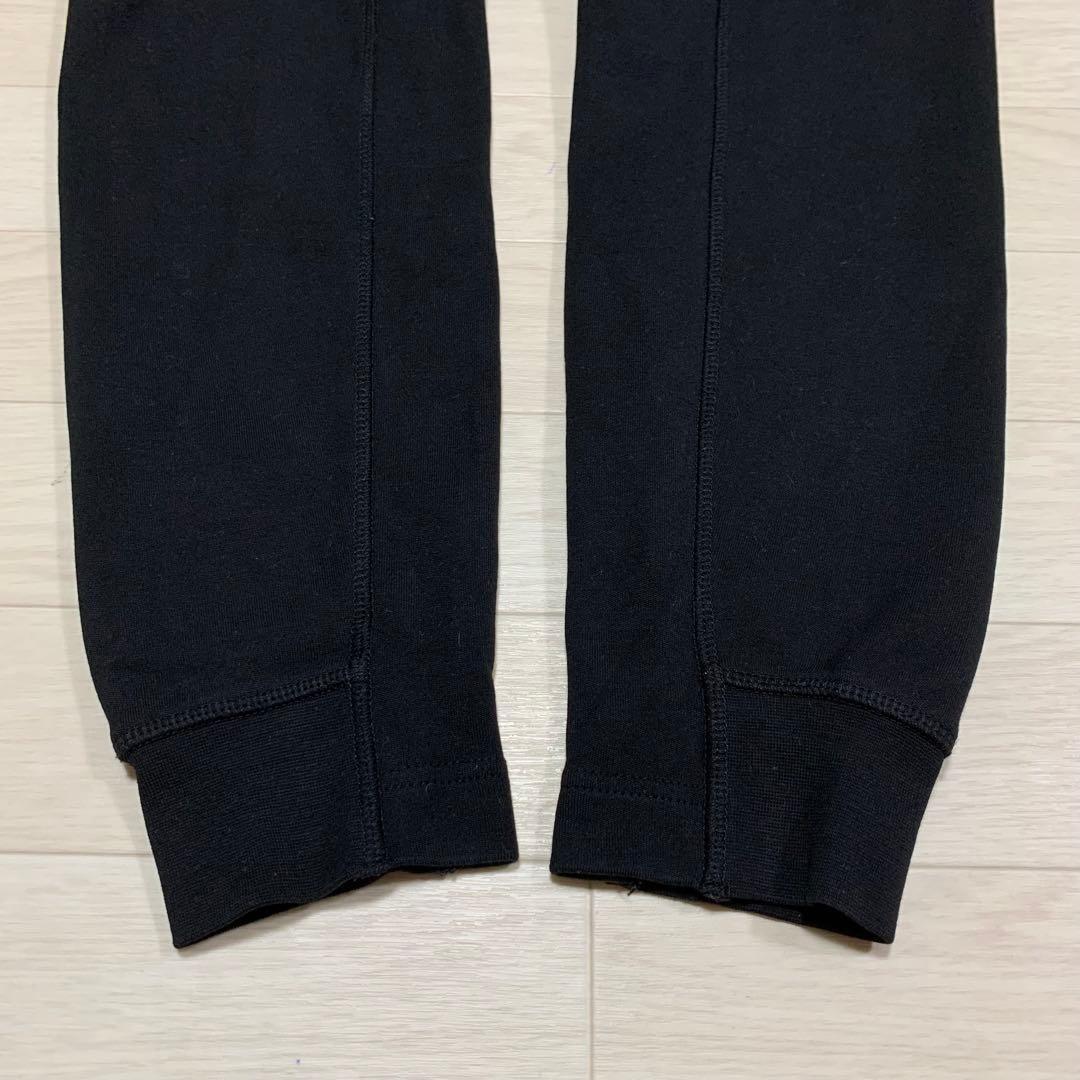 美品★モンクレール 黒 S ハイネック ジップアップ トレーナー　4P106