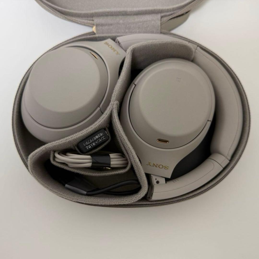 SONY ワイヤレスヘッドホン WH-1000XM4 プラチナシルバー