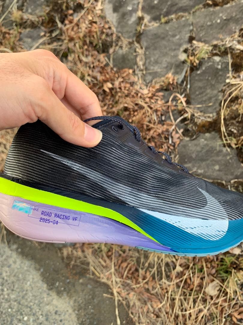 な*お様 再出品Nike ナイキ　ヴェイパーフライ　ネクスト%4 ランニングシュ