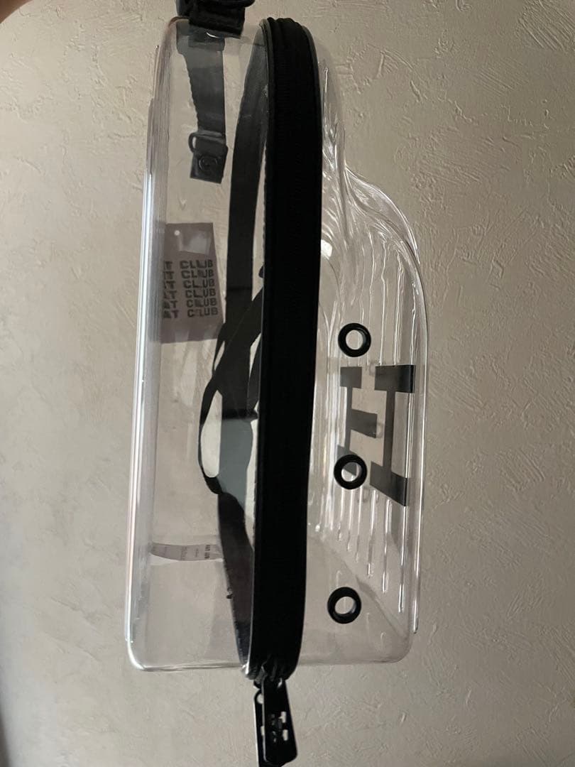 【海外限定超レア品】海外限定CAP CLEAR CARRIES（6個収納可）