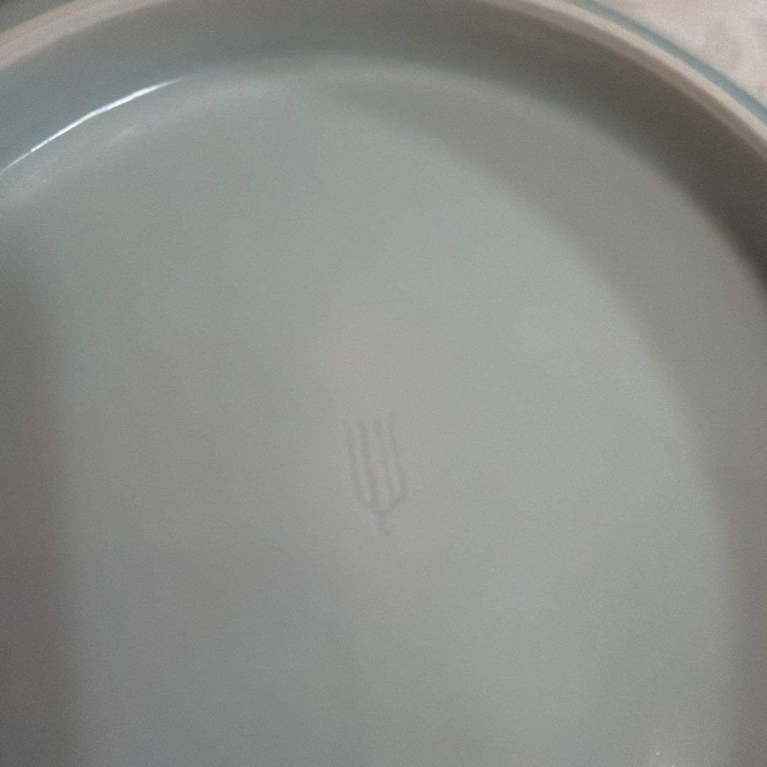 人間国宝　塚本快示　快山　青白磁バラ花紋　山茶花　深皿　飾り皿2枚セット　未使用