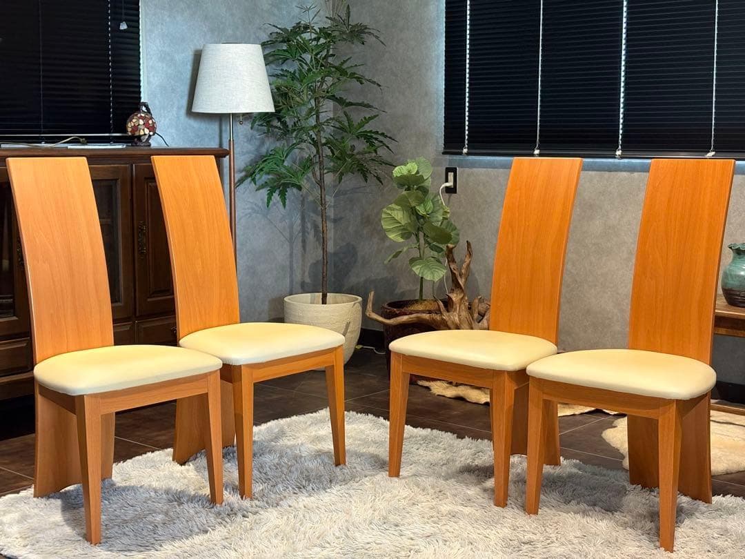 美品　高級家具　チェア　シンプル　モダン　PAKSNWI ハイバックチェア　YZ