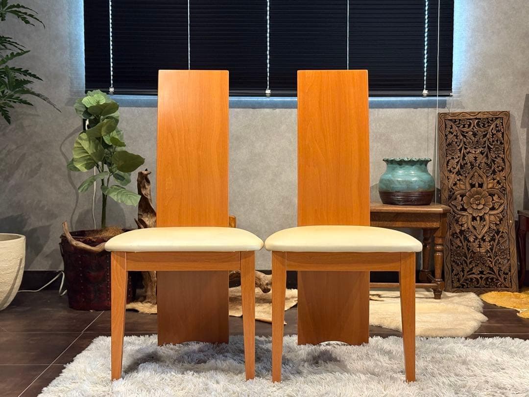 美品　高級家具　チェア　シンプル　モダン　PAKSNWI ハイバックチェア　YZ