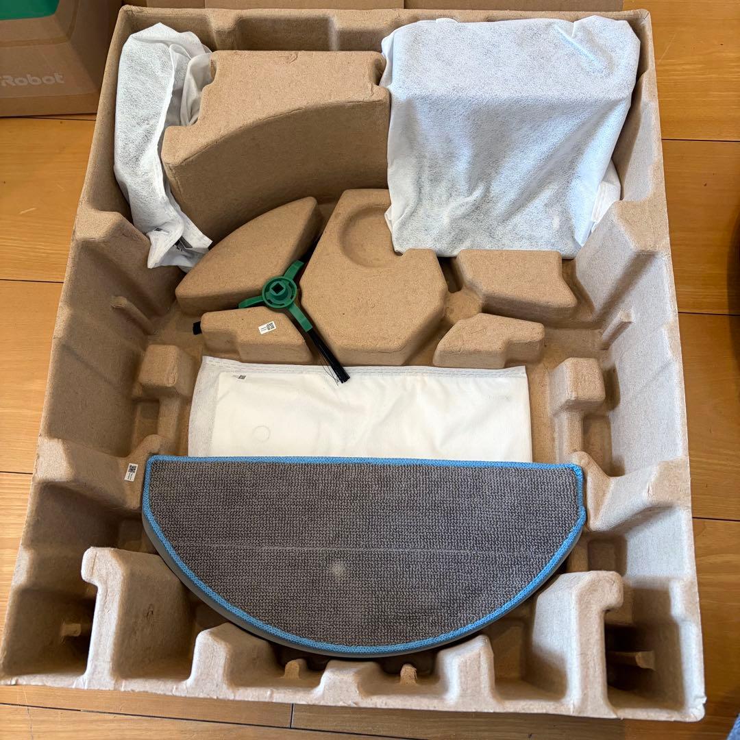 【新品未使用】ルンバ コンボ Essential robot Y011060