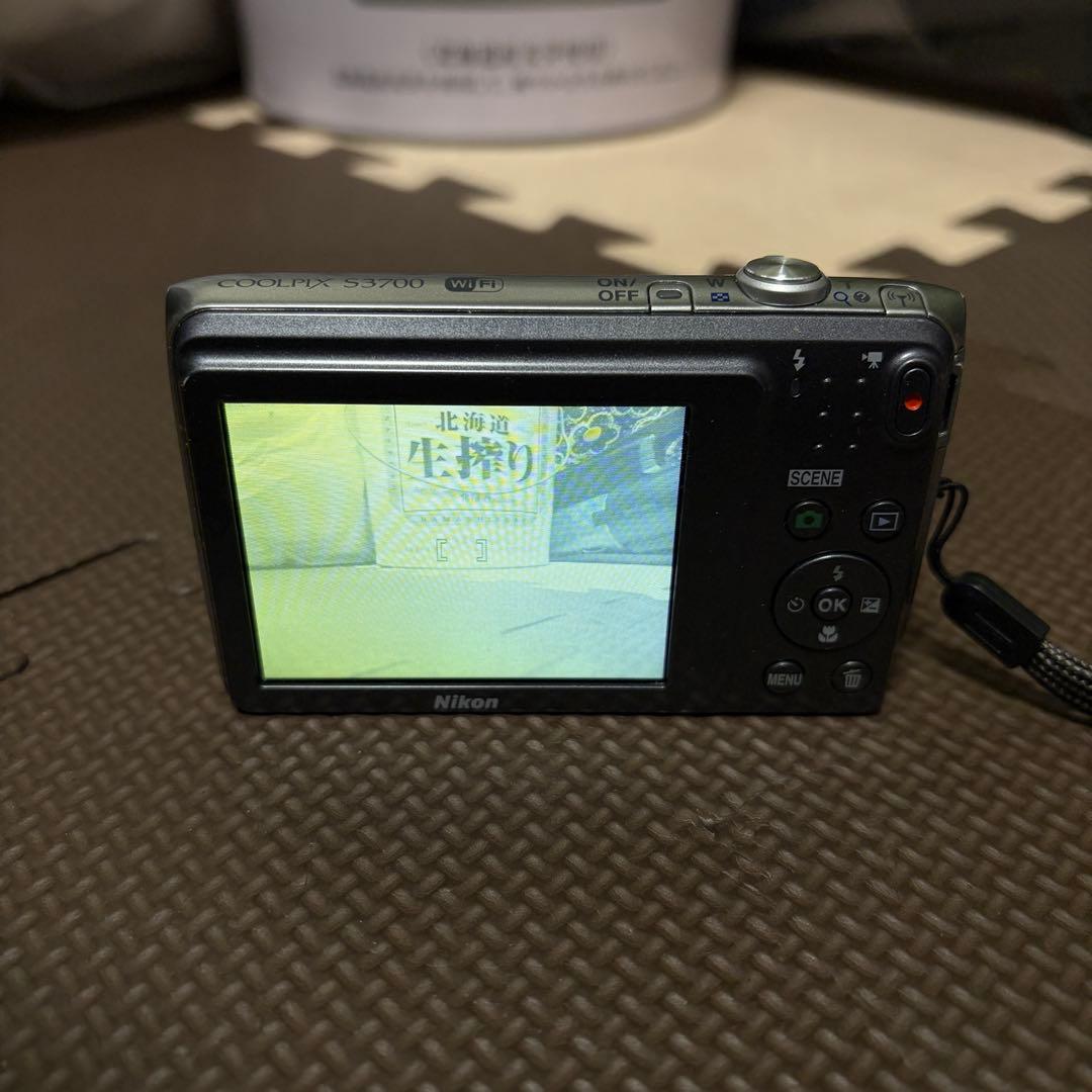 Nikon COOLPIX S3700 デジタルカメラ