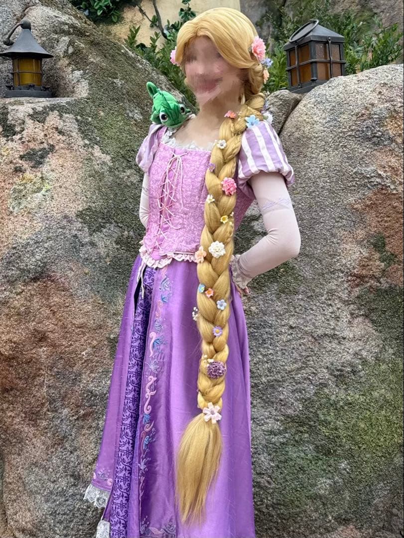 年末限定値下げ！ラプンツェル風ウィッグ/軽量・950g/光るウィッグ