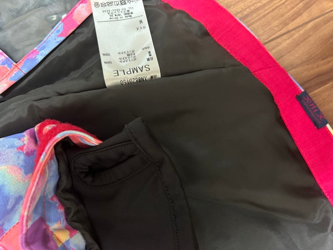 新品　PHENIX フェニックス　レディース スキーウェア２点セット　M