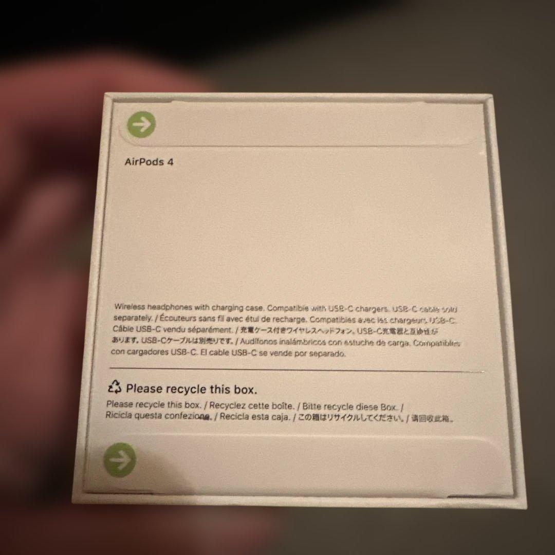 Apple AirPods 4本体 新品未開封　値下げ