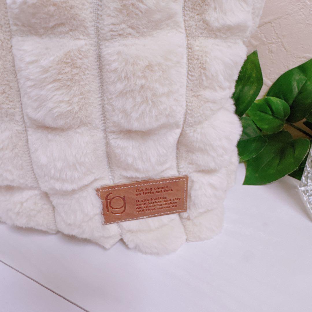 ゆ*ら様 コヤンイサムチョン♡ぶさかわハチワレにゃんの三毛猫ファー着ぐるみトート