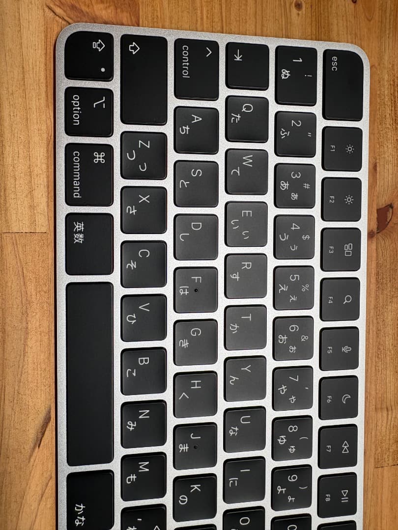 MagicKeyboard テンキ USB–C JIS ブラック TouchID