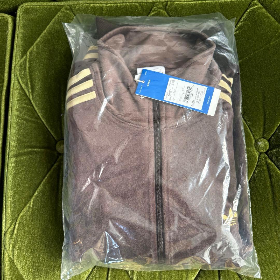【新品】adidas トラックトップ ベロア　M　ダークブラウンKD9373