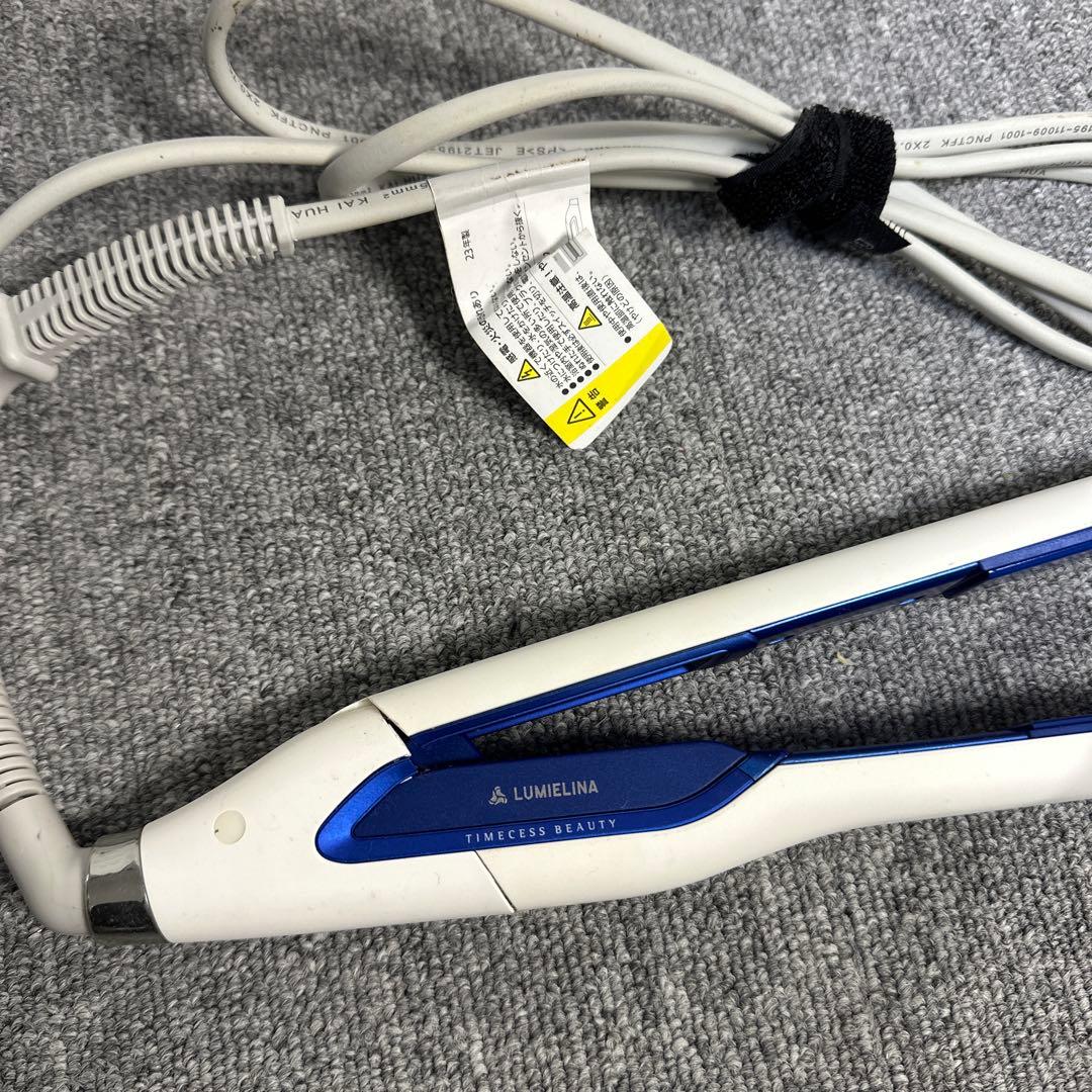 ヘアビューロン 3D Plus ストレート リュミエリーナ ヘアアイロン