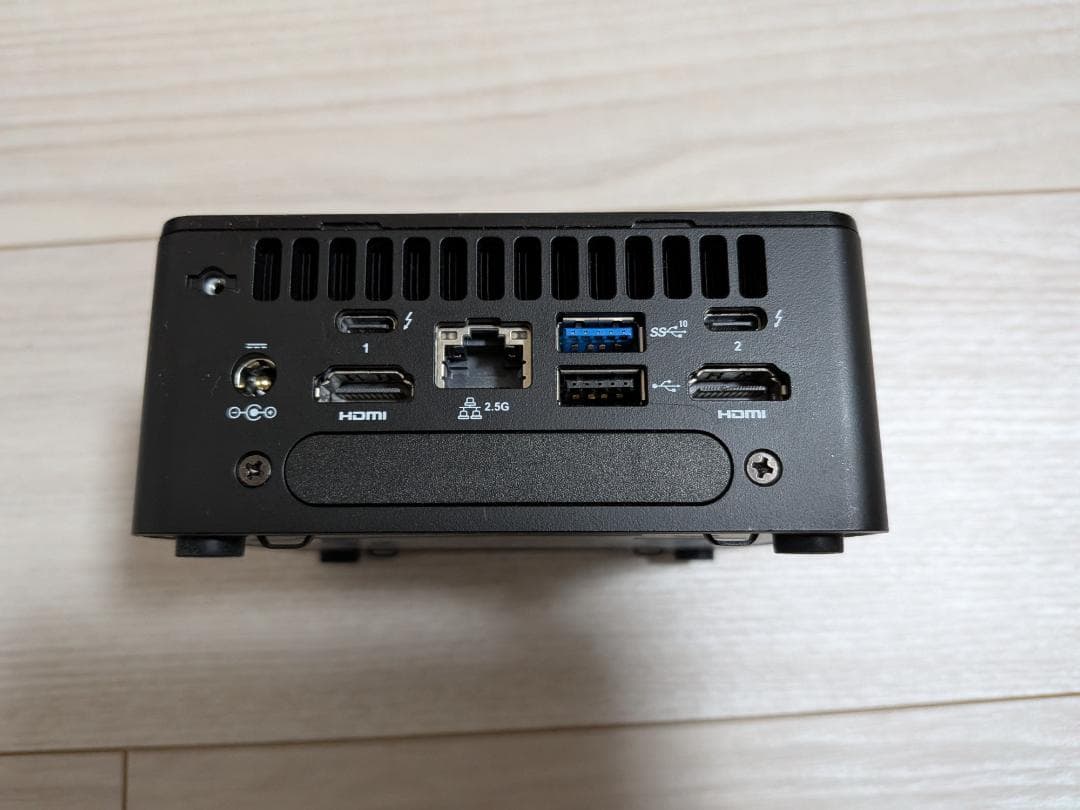 ミニPC(Intel NUC12WSHi7000+メモリ32GB)