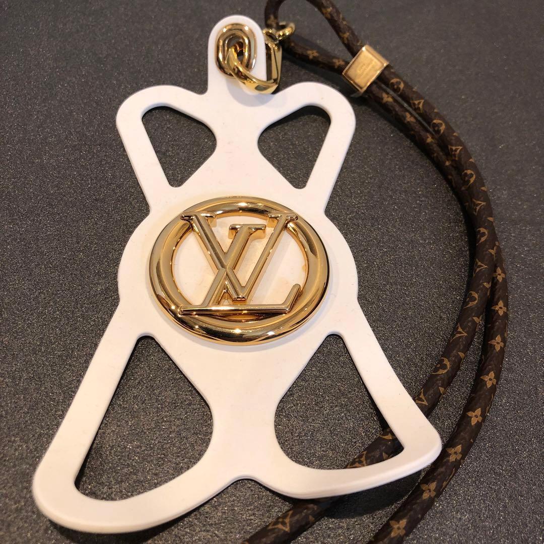 ルイヴィトン　LVサークル ネックストラップ付き スマートフォンホルダー