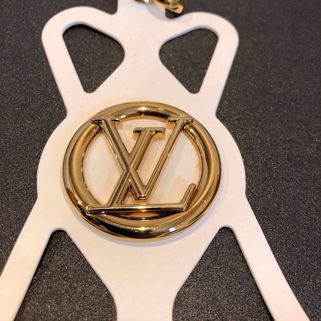 ルイヴィトン　LVサークル ネックストラップ付き スマートフォンホルダー