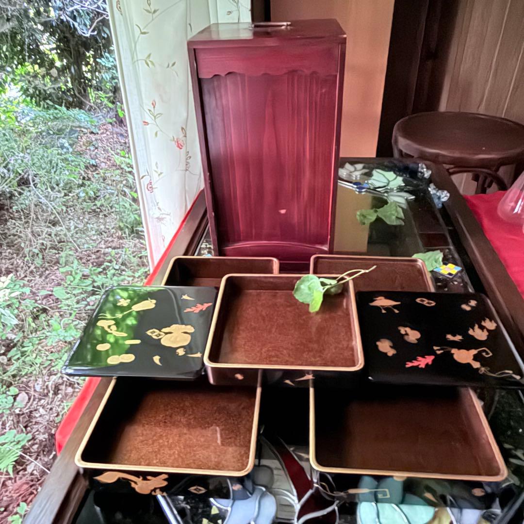 超限定1月23日20時迄‼️JAPAN『図替り宝尽くし』蒔絵梨地四段重台座付木箱入