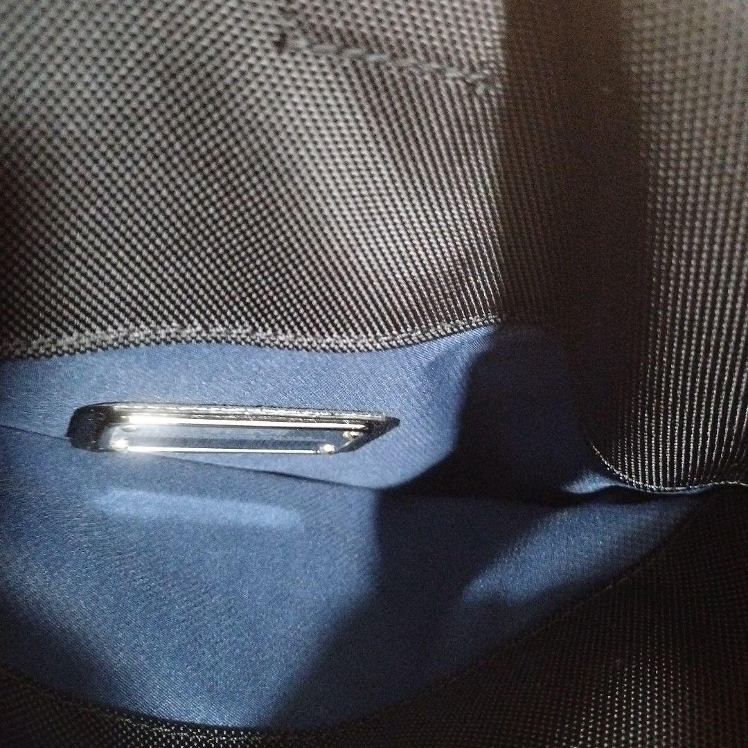 【新品】TUMI ショルダーバッグ　ブラック