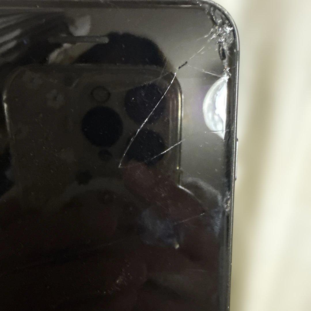 Apple iPhone 8 ブラック 本体