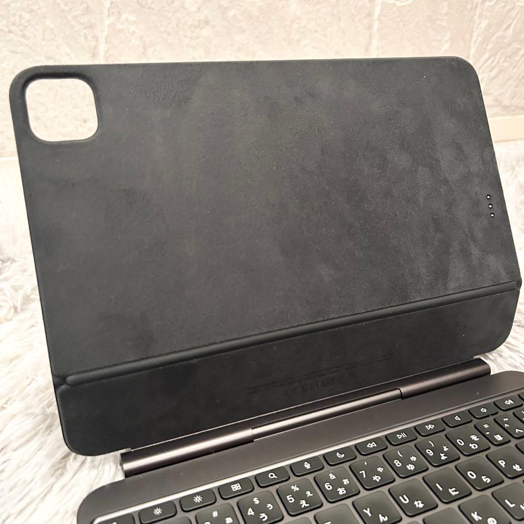 【極美品】Apple magic keyboard MWR03J/A A2975