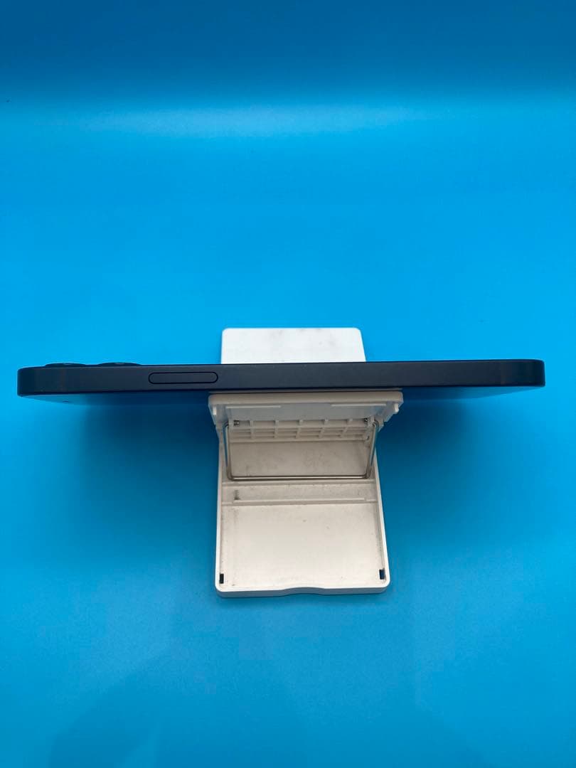 【748】Apple iPhone 12 64GB