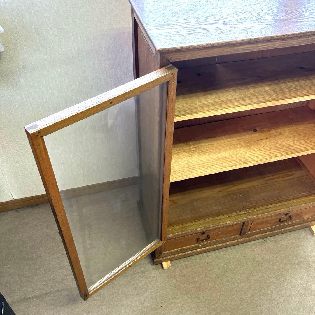 昭和レトロな引き出し付きガラス棚（飾り棚や本棚に）