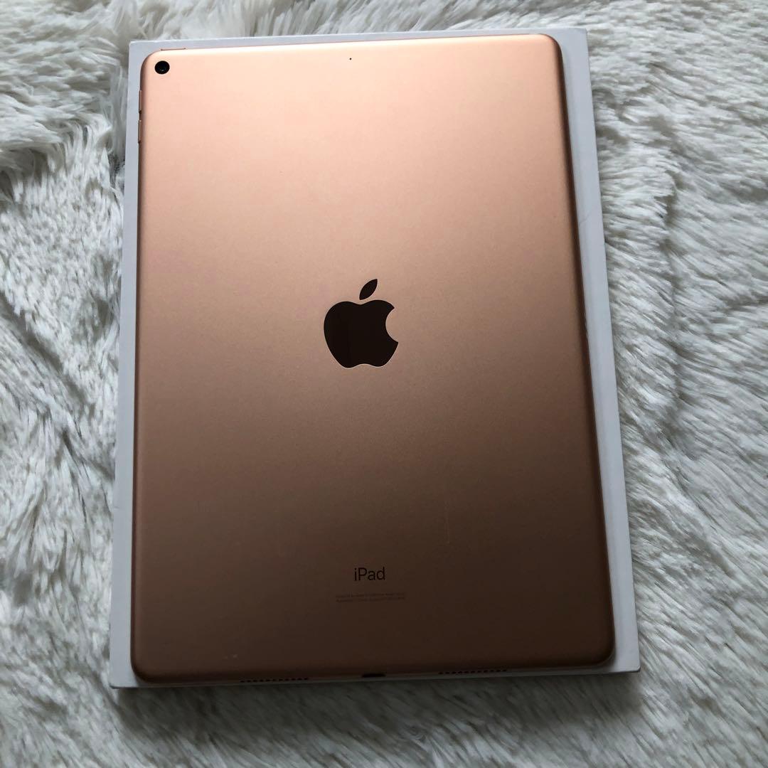 【ほぼ未使用】iPad Air3 64GB 【すぐ発送】 【付属品】