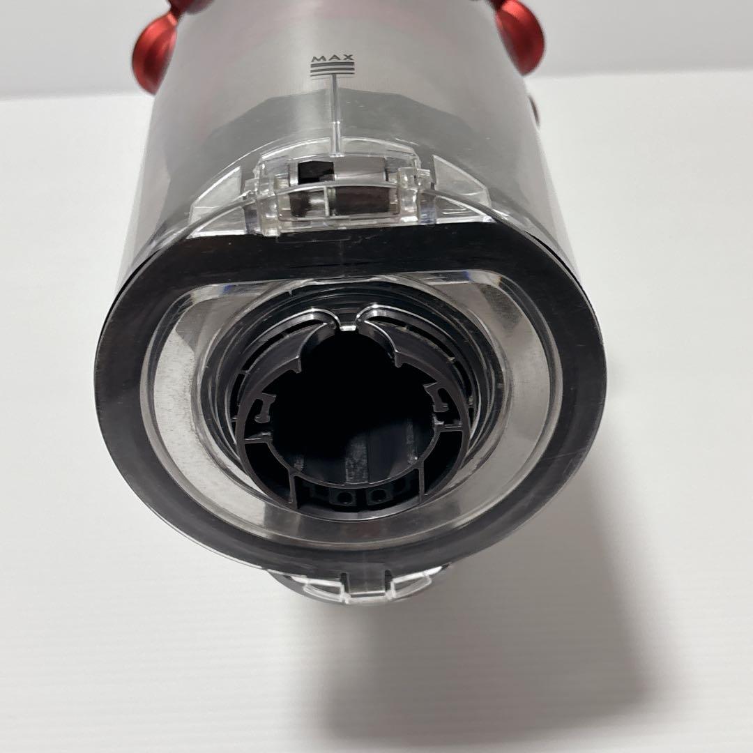 Dyson cyclone v10 fluffy+ コードレス掃除機 SV12