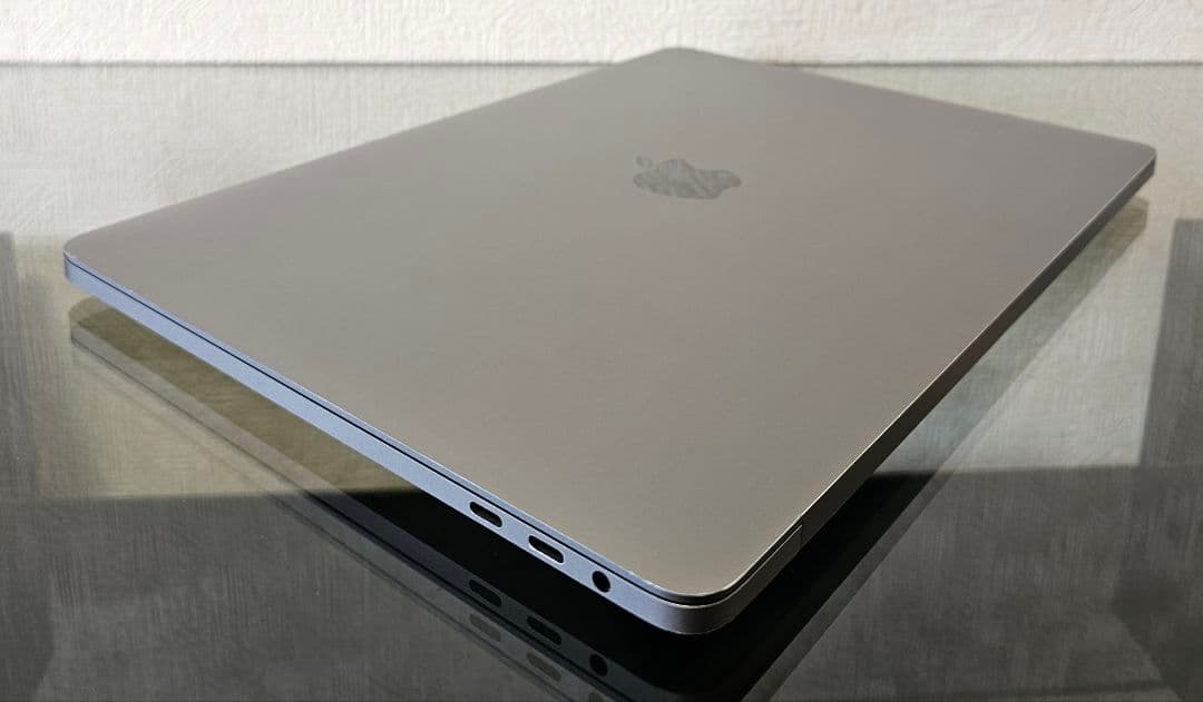MacBook本体 Apple MacBookPro 2020 i7 512GB 32GB