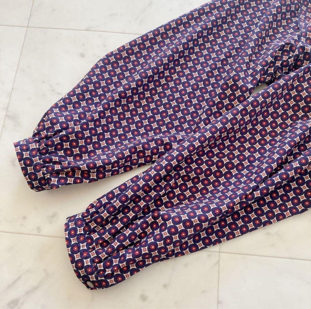 極美品　トゥモローランド　コモンフラワープリント　スタンドカラーブラウス