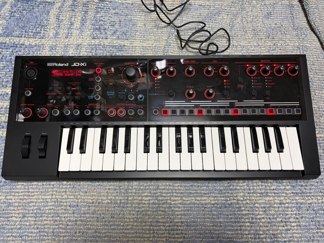 Roland JD-Xi シンセサイザー 外箱とソフトケース付
