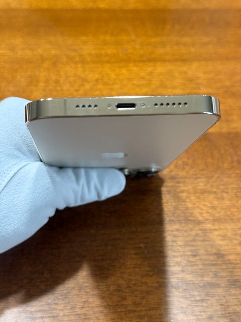 ☆美品☆ iPhone 13 Pro max本体 ゴールド256GB