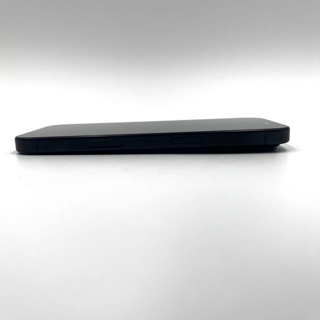 【ほぼ未使用】 iPhone 16 Pro ブラックチタン SIMフリー