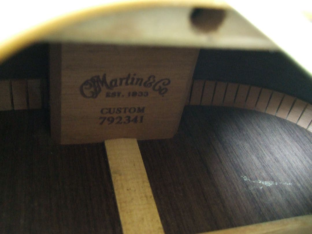 Martin CUSTOM アコースティックギター ハードケース付き D-28