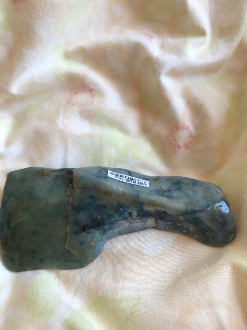 超希少糸魚川コン沢青翡翠タンブル216g