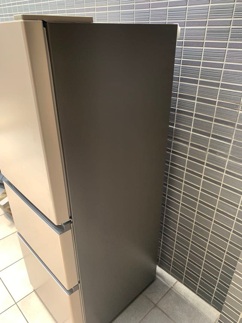 日立　3ドア冷蔵庫　265L シルバー　福岡市内配達無料　r-27rv