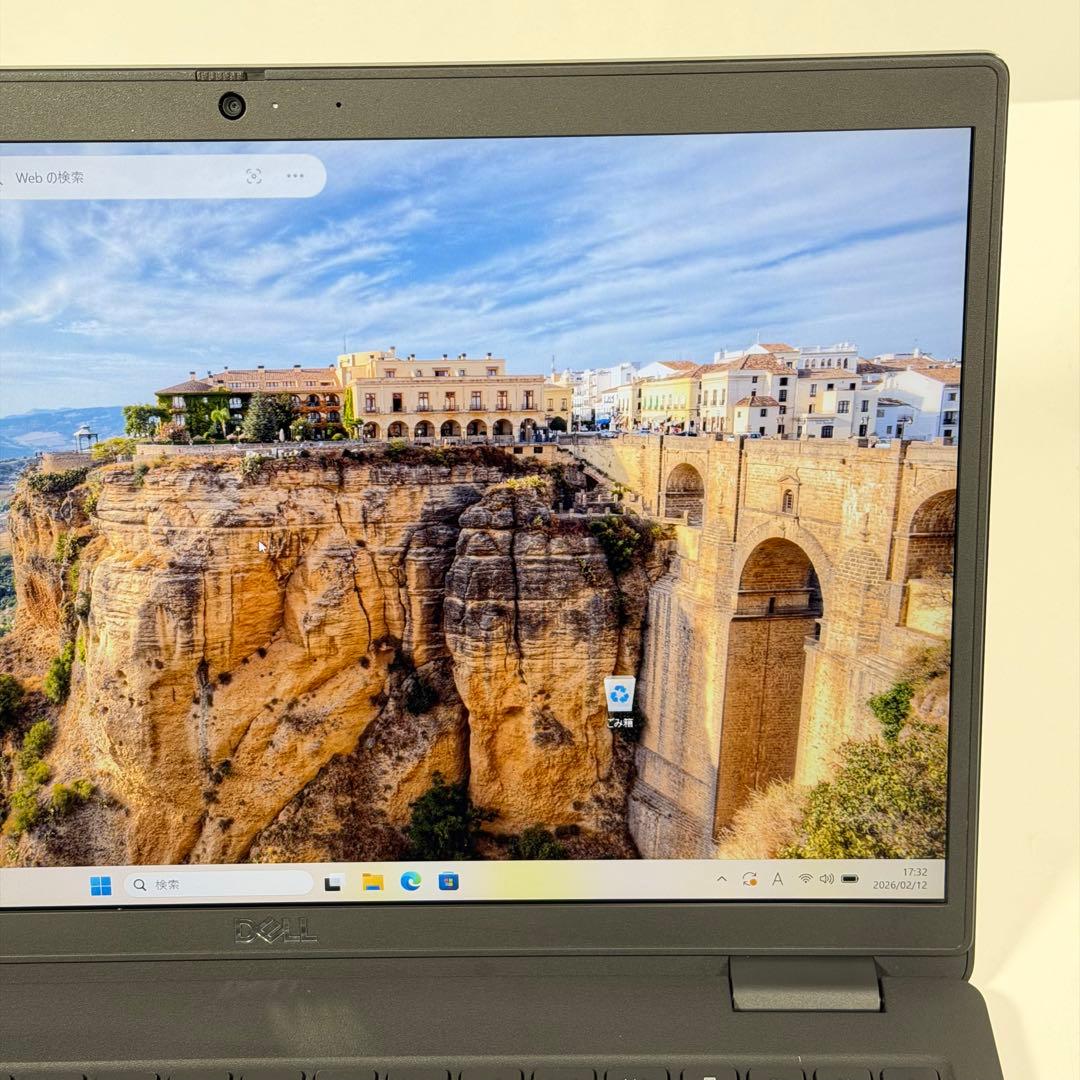 Windowsノート本体 92.Latitude3520 / i5-11/ 16GB/ 512GB