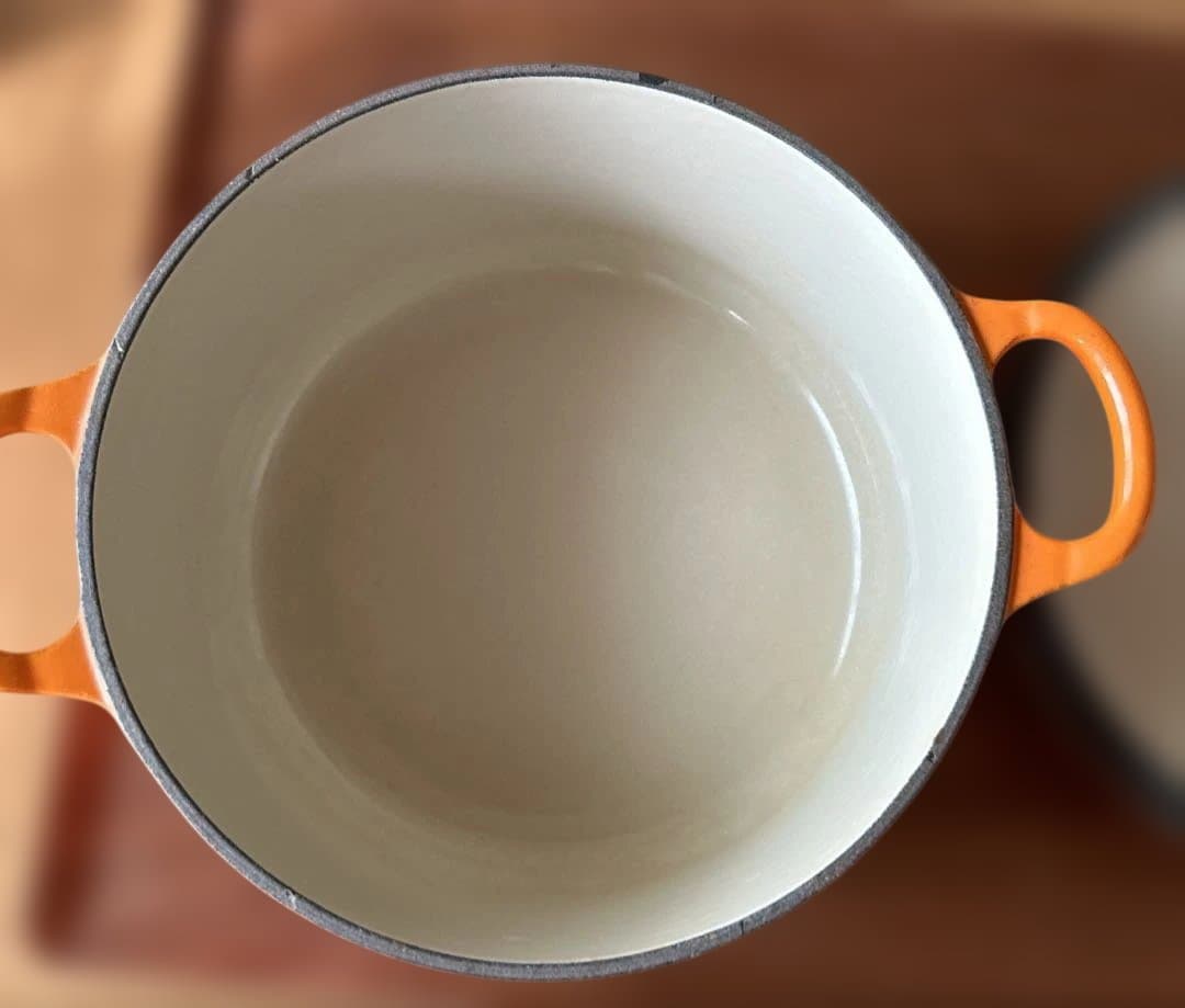 LE CREUSET ル・クルーゼ 両手鍋　18センチ 使いやすいサイズ！