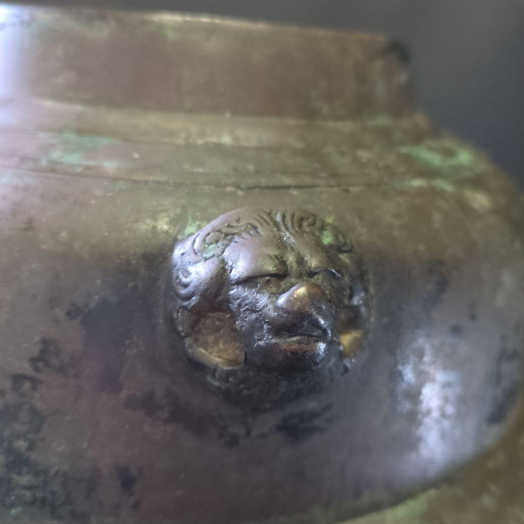 金属製 茶釜 獅子の頭部装飾