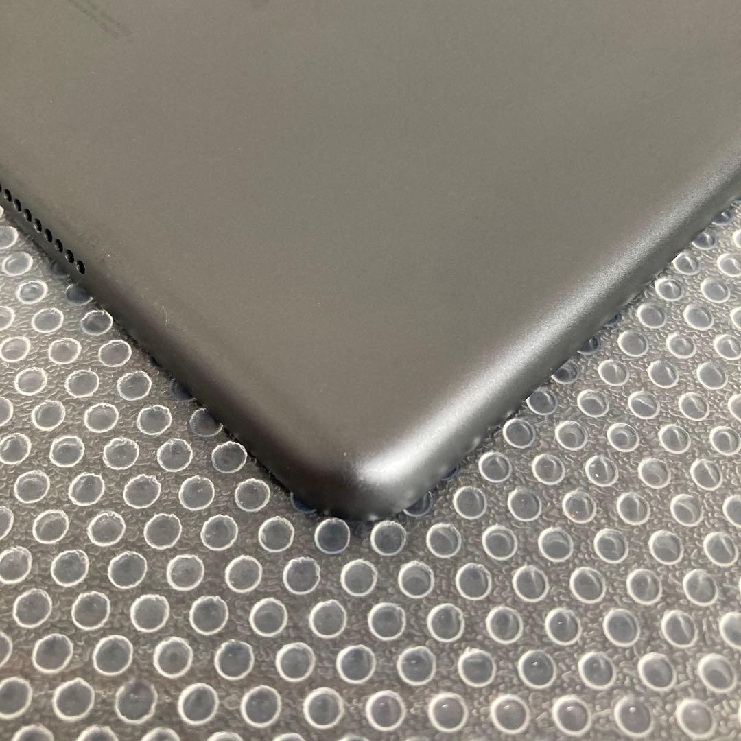 2908【早い者勝ち】iPad8 第8世代 32GB WIFIモデル☆