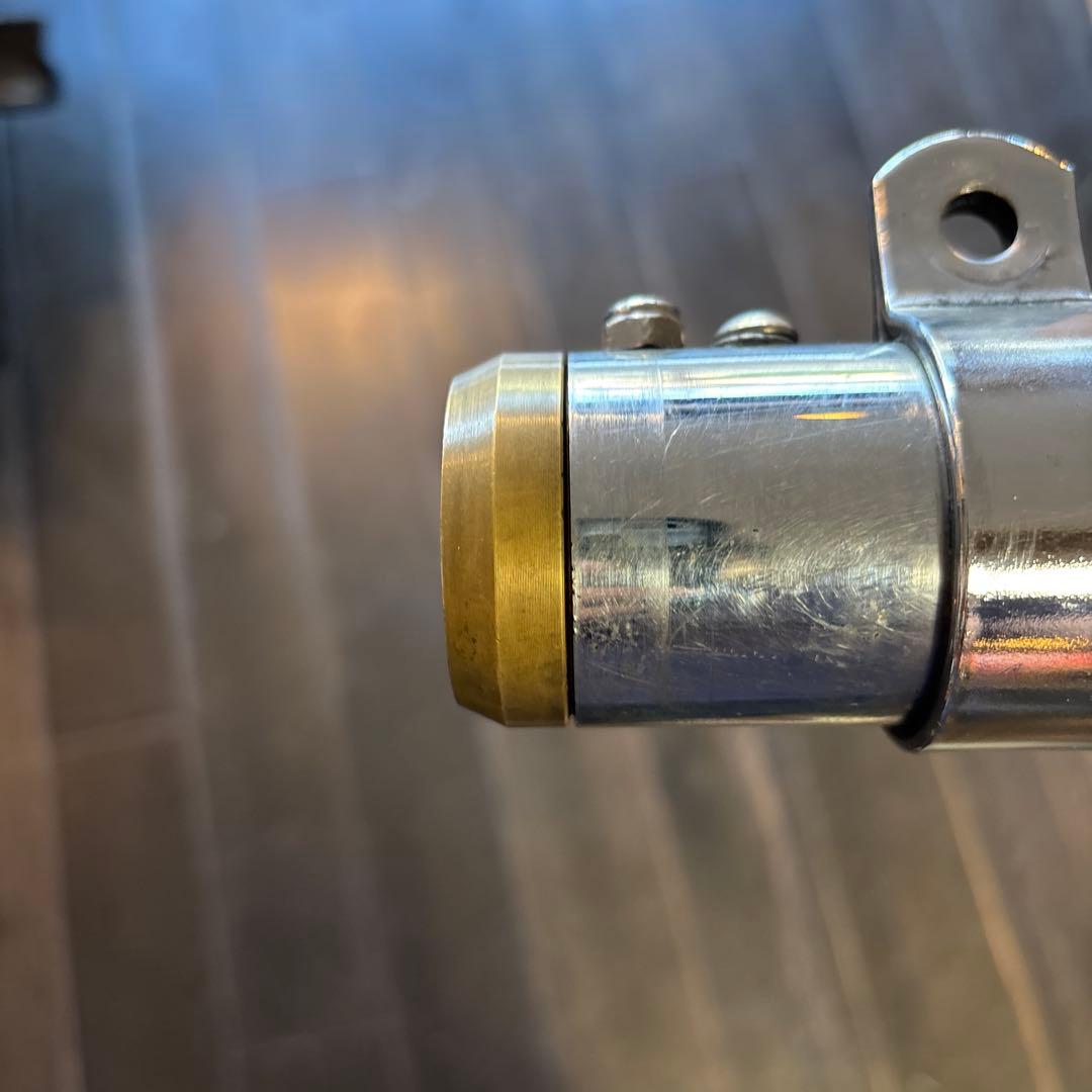 ショベルヘッド　4速フレーム　マフラー