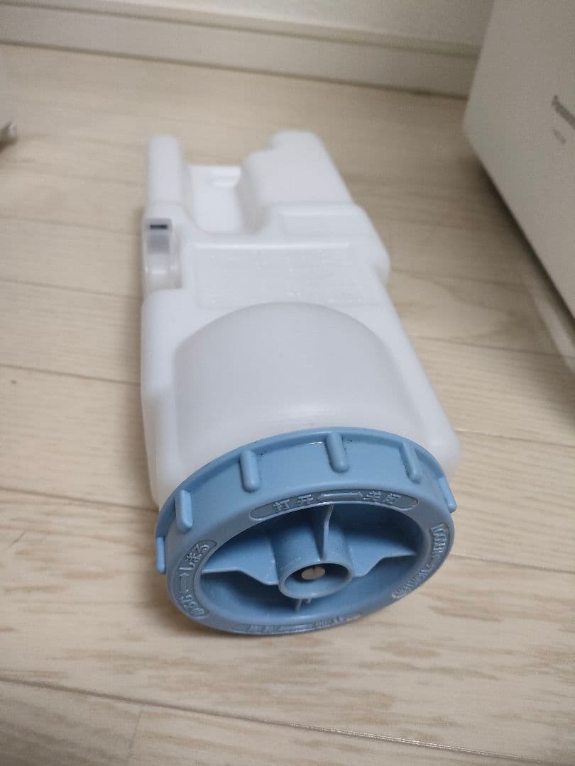 パナソニック　ジアイーノ　次亜塩素酸空間除菌脱臭機　F-MV2100