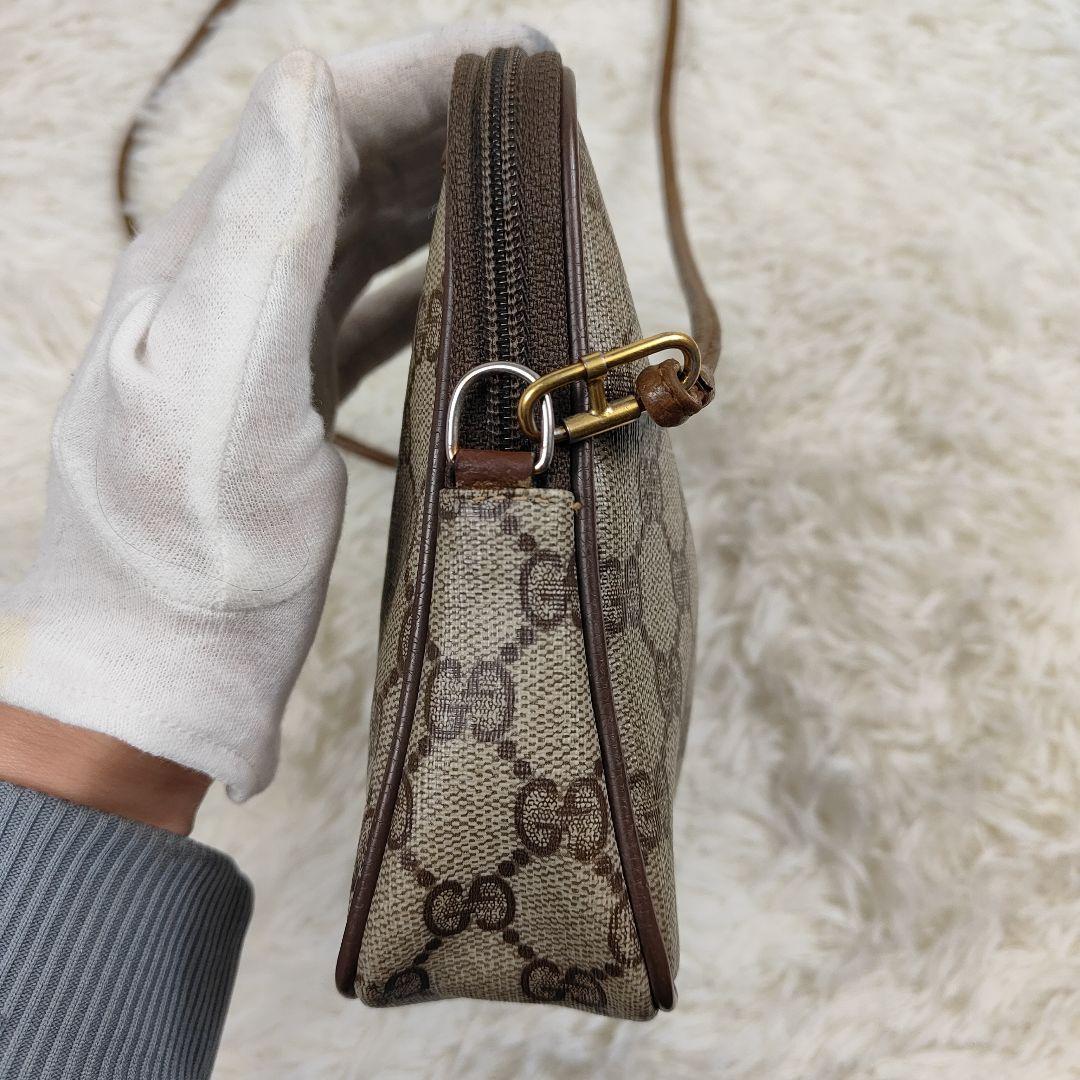 GUCCI　ショルダーバッグ　GGスプリーム　インターロッキング　2way