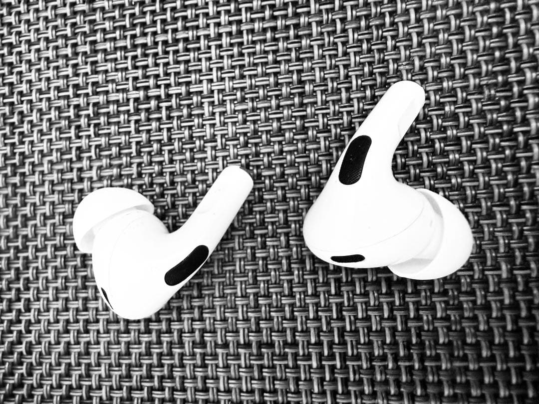 AirPods Pro 2 （USB-C）本体 交換用イヤーチップ付き